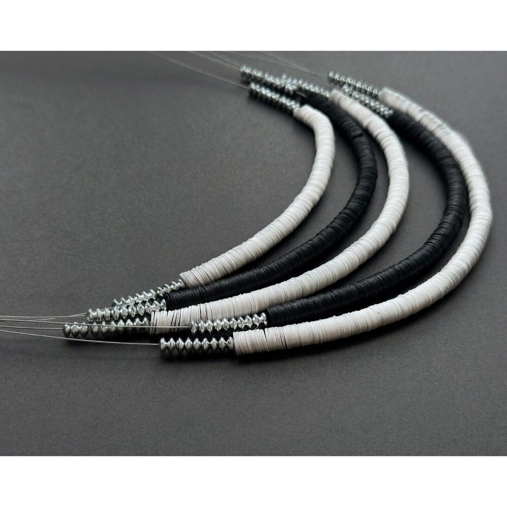 JEWELRY SET black white small plastic round disks bead necklace & hoop earrings - Picture 5 of 7